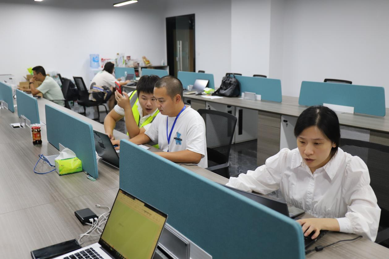 記錄廣安疫情防控集中隔離場(chǎng)所提升改造建設的24小時(shí)！